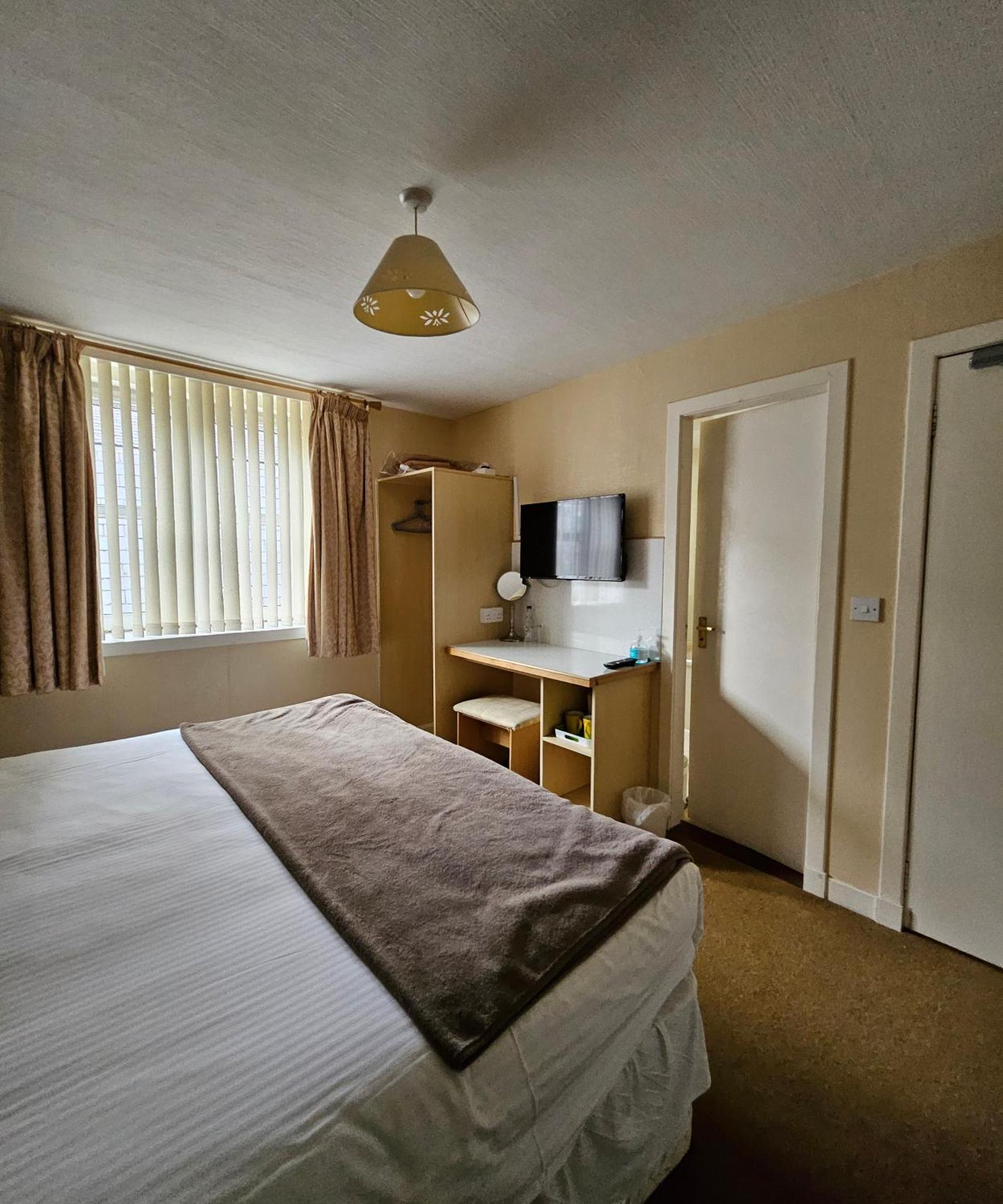 Station Hotel 3*