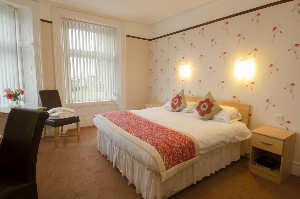 Station Hotel 3*